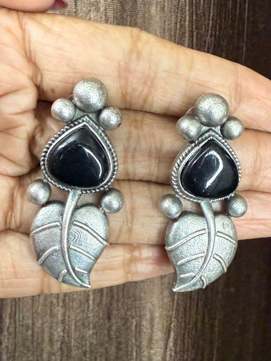 Oxidised Earring Leaf